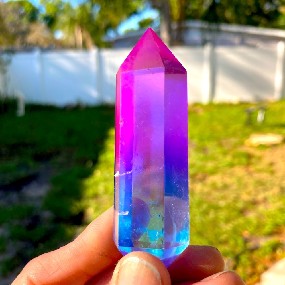Aura Quartz Point